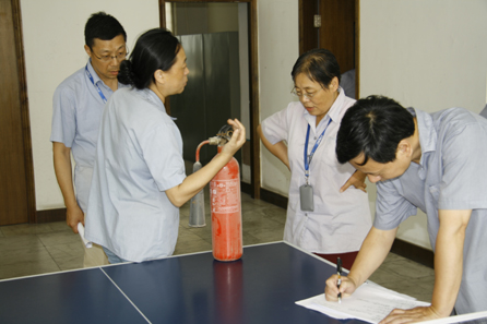 上通公司全覆盖进行夏季消防安全检查
